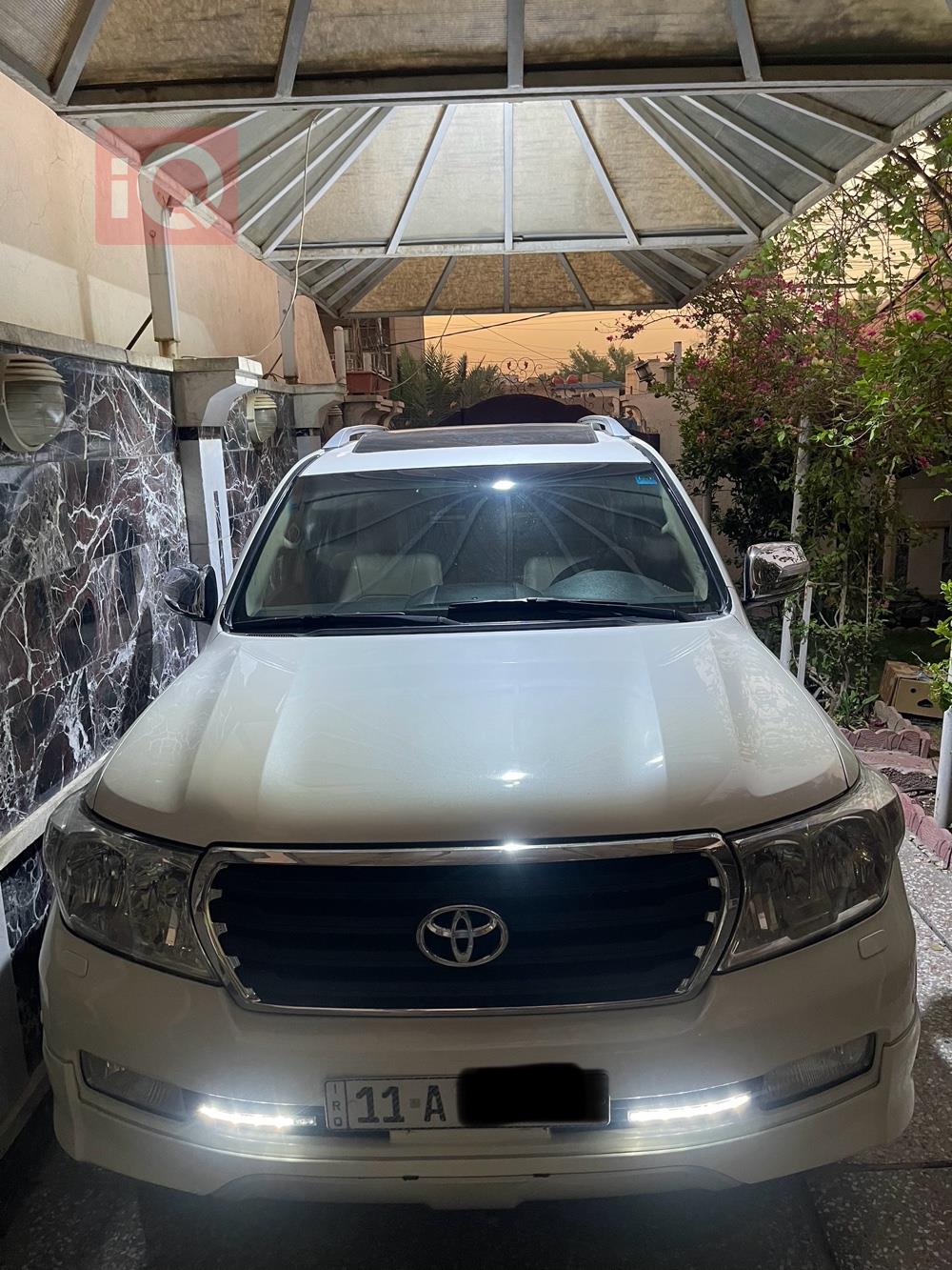 تويوتا لاندكروزر